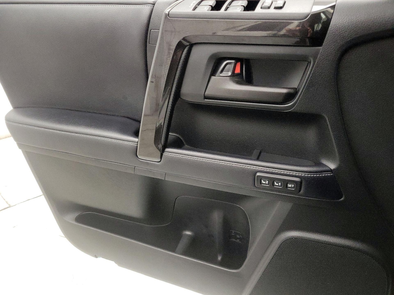 2019 Toyota 4Runner Night Shade - Photo 13