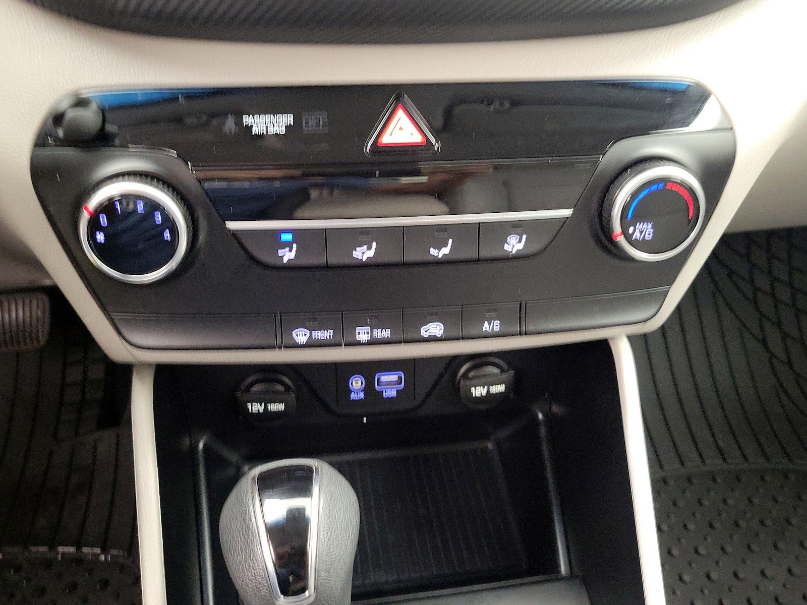 2019 Hyundai Tucson SE - Photo 17