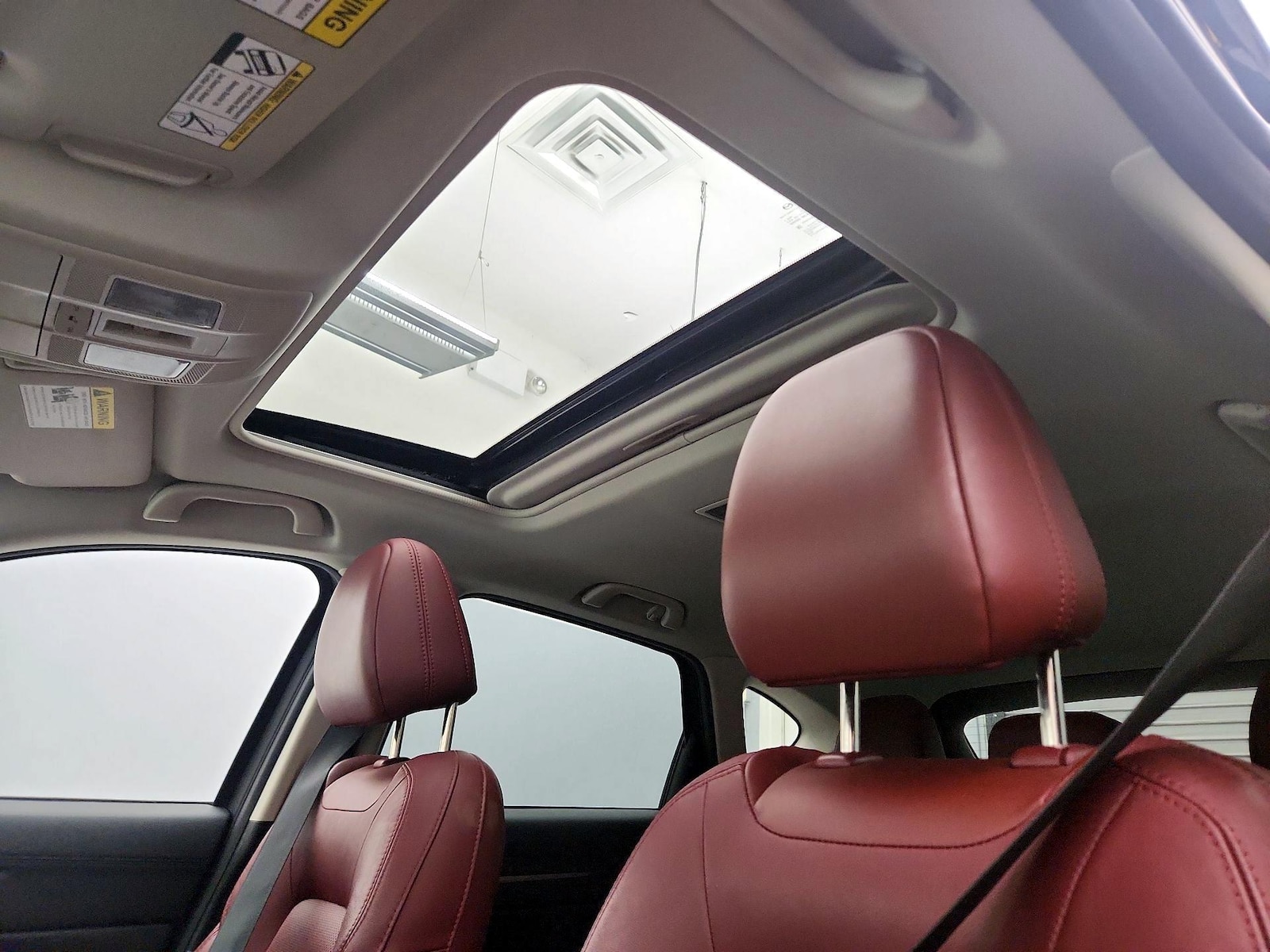 Sunroof(s) & Overhead Airbags