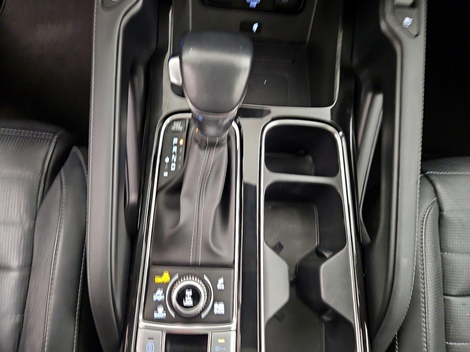 2022 Kia Telluride SX - Photo 19