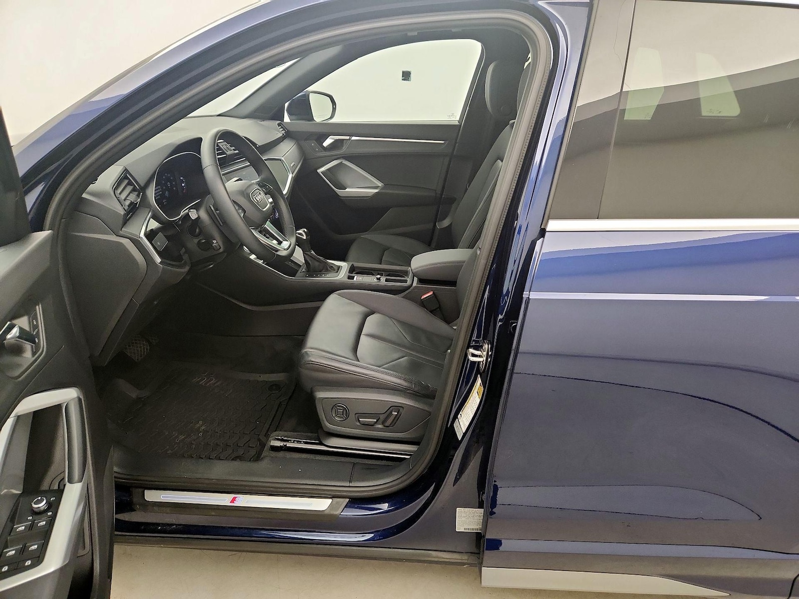 2022 Audi Q3 S Line Premium - Photo 10
