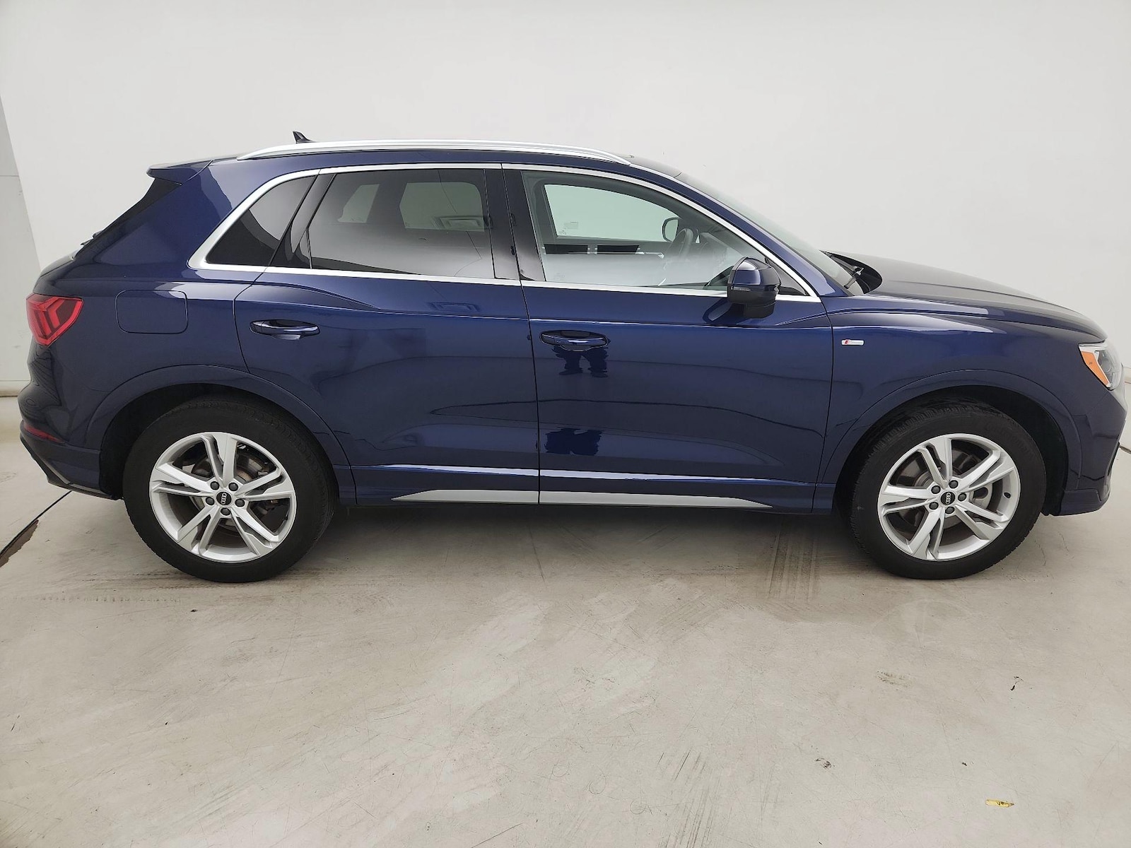 2022 Audi Q3 S Line Premium - Photo 4