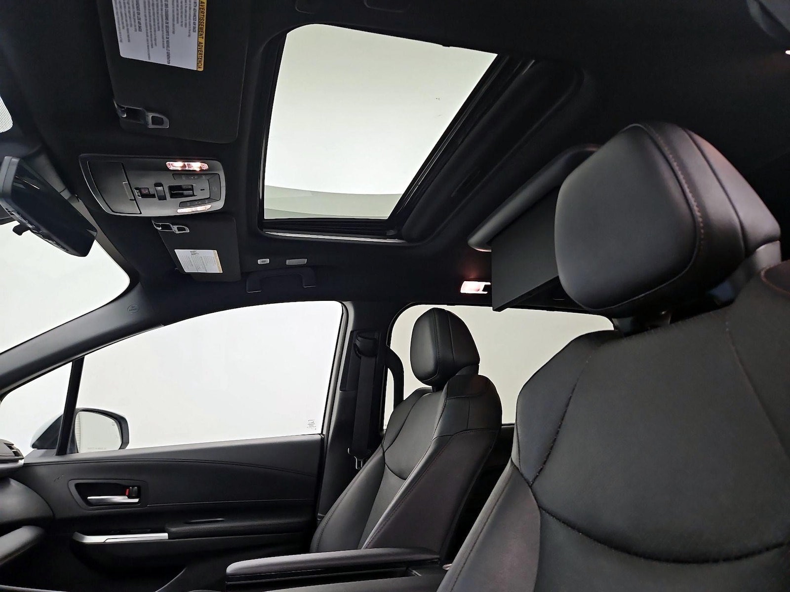 Sunroof(s) & Overhead Airbags