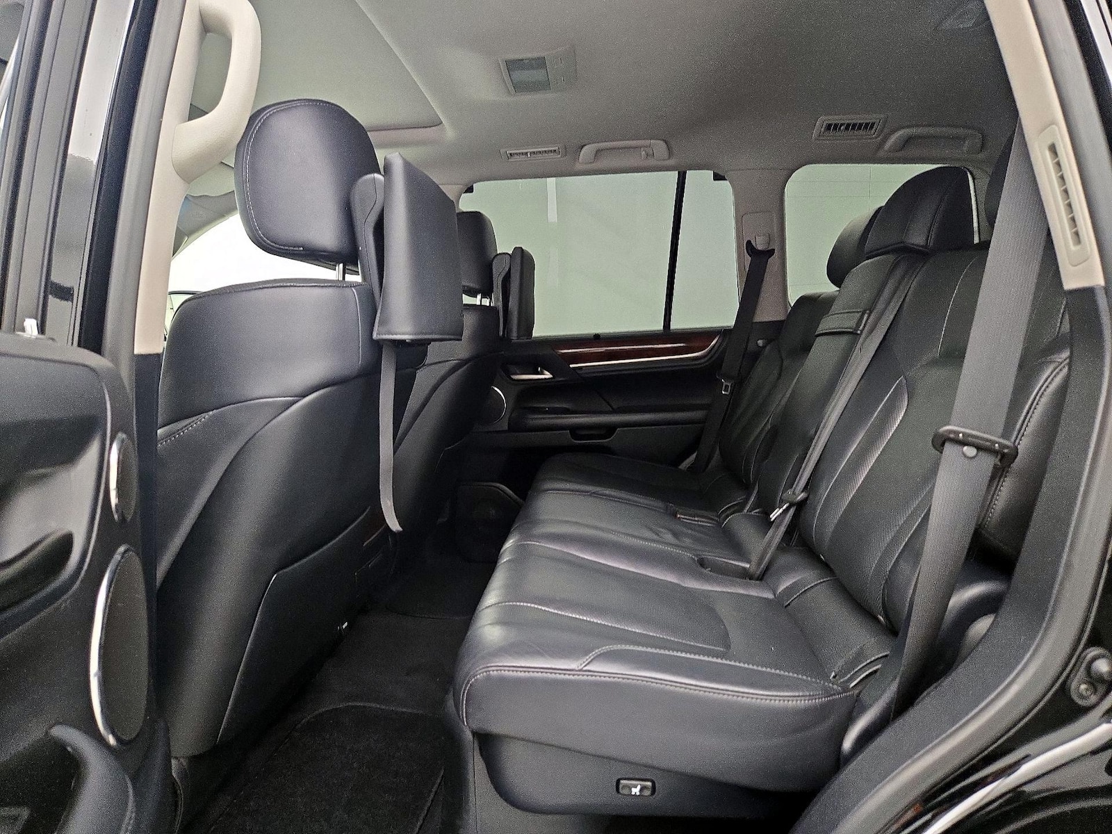 Rear Air Conditioning