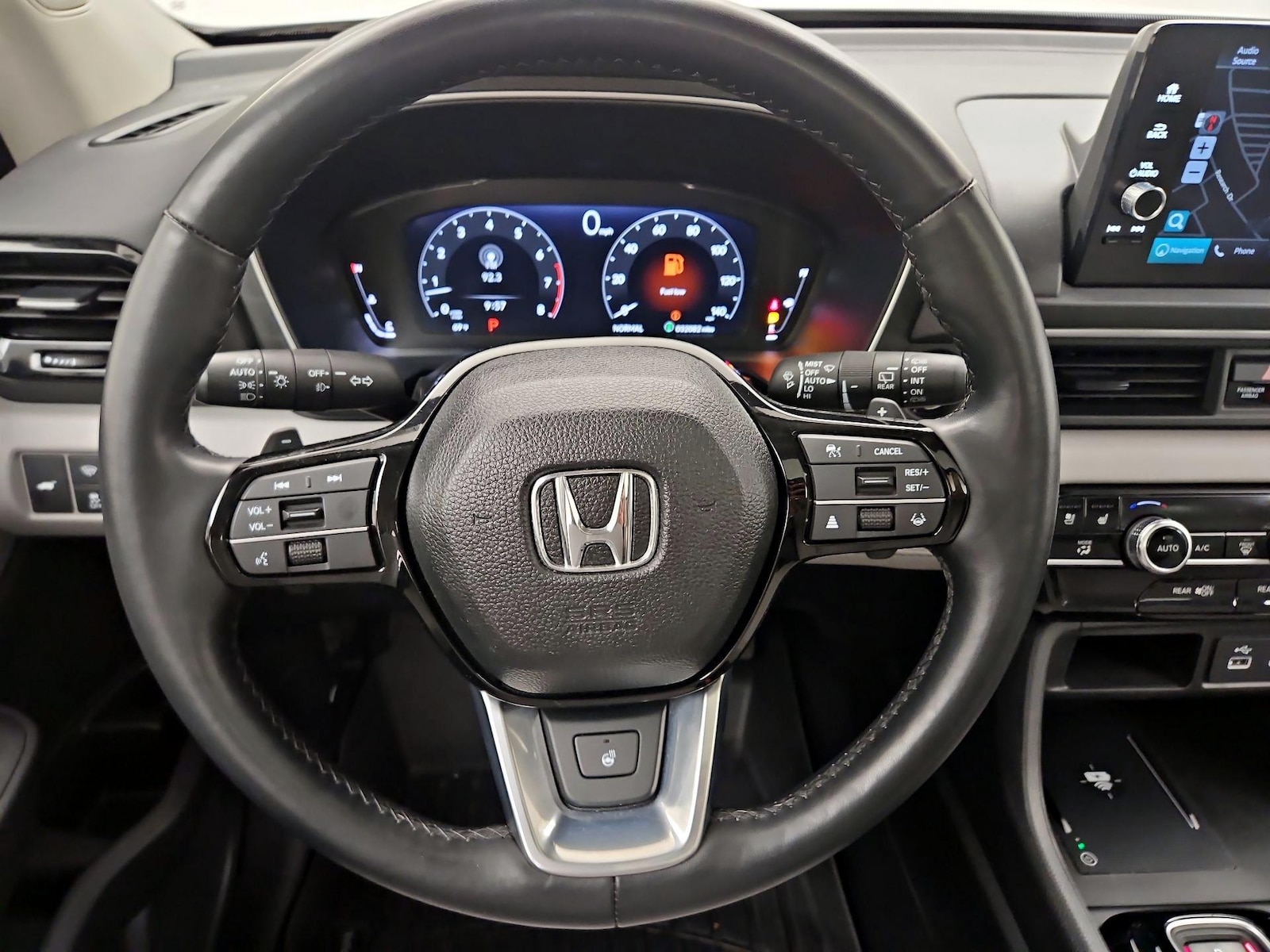 2023 Honda Pilot Elite - Photo 11