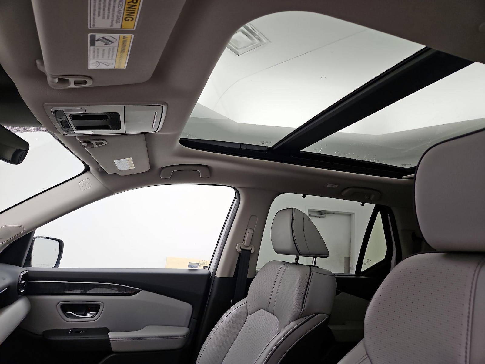 2023 Honda Pilot Elite - Photo 21