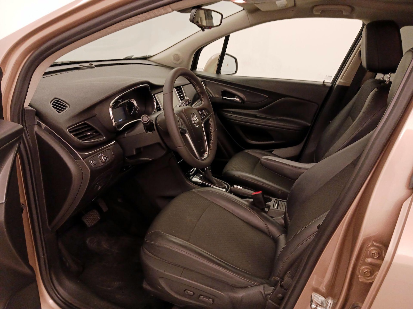 Power Seat(s) & Side Airbags