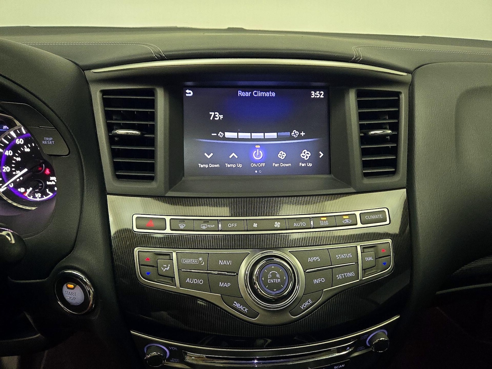 2018 INFINITI QX60 Base - Photo 18