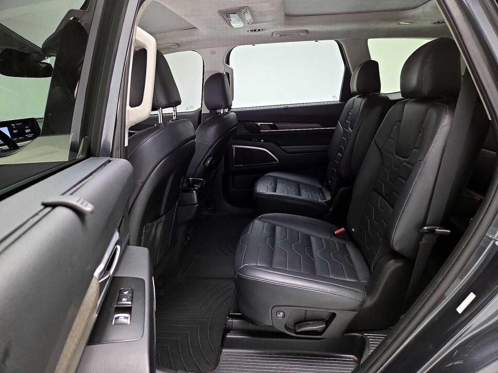 Rear Air Conditioning