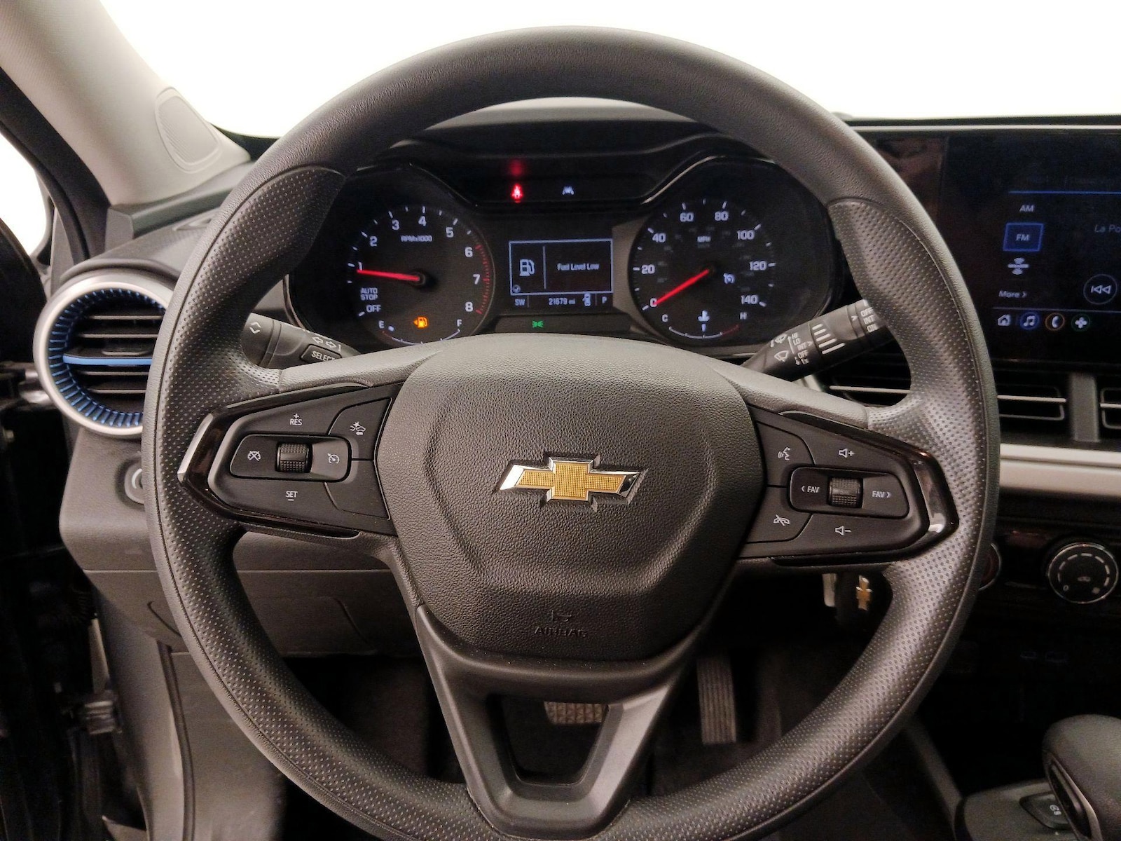 2024 Chevrolet Trax LS - Photo 11