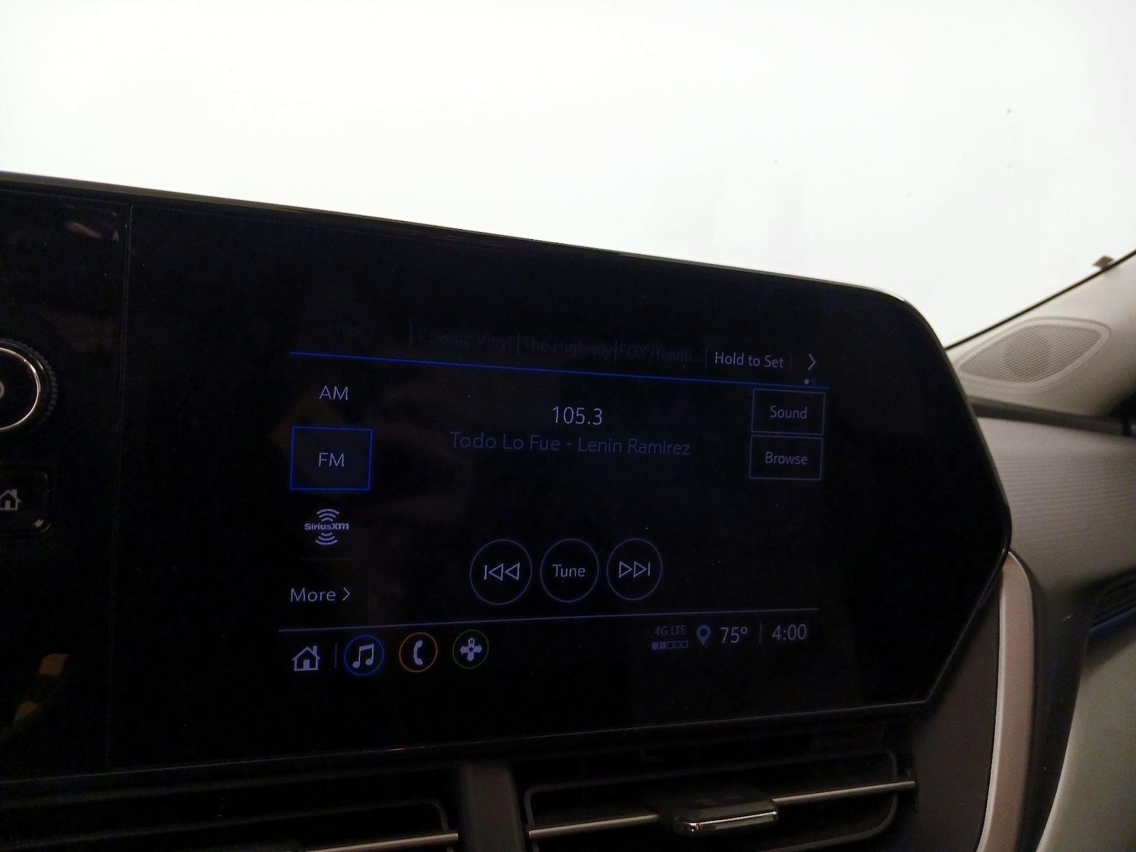 2024 Chevrolet Trax LS - Photo 16