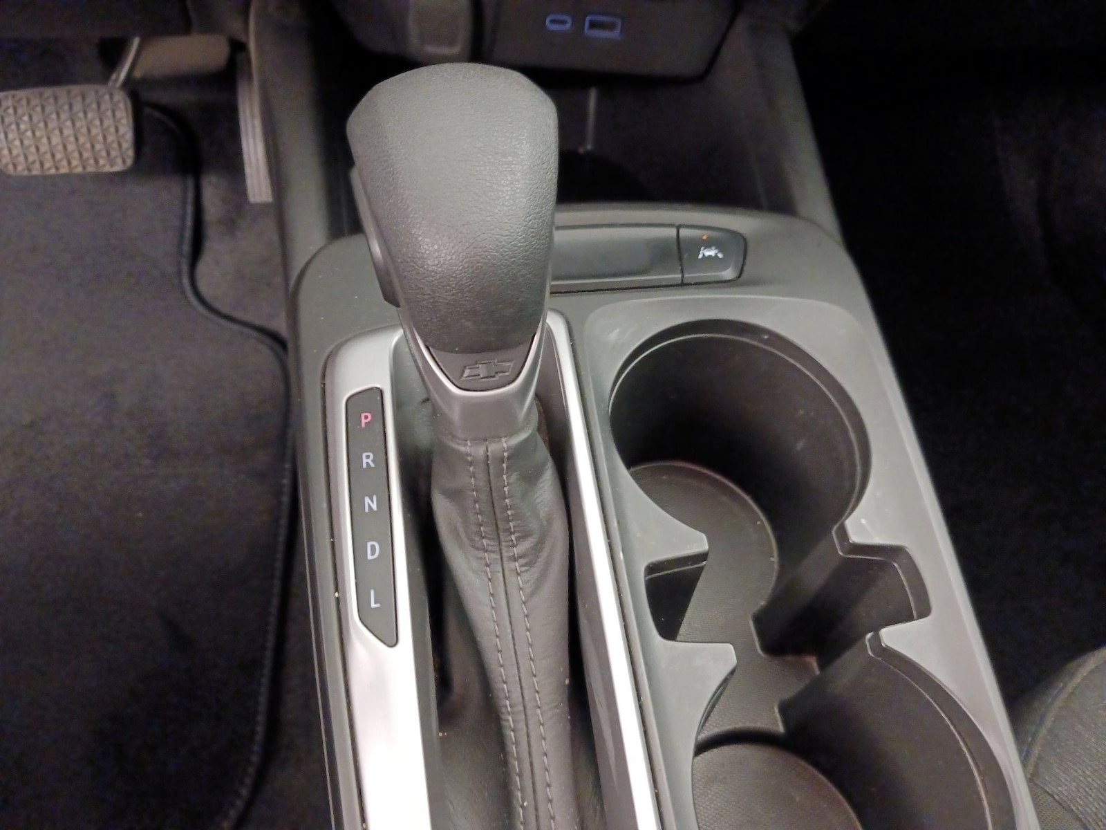 2024 Chevrolet Trax LS - Photo 18
