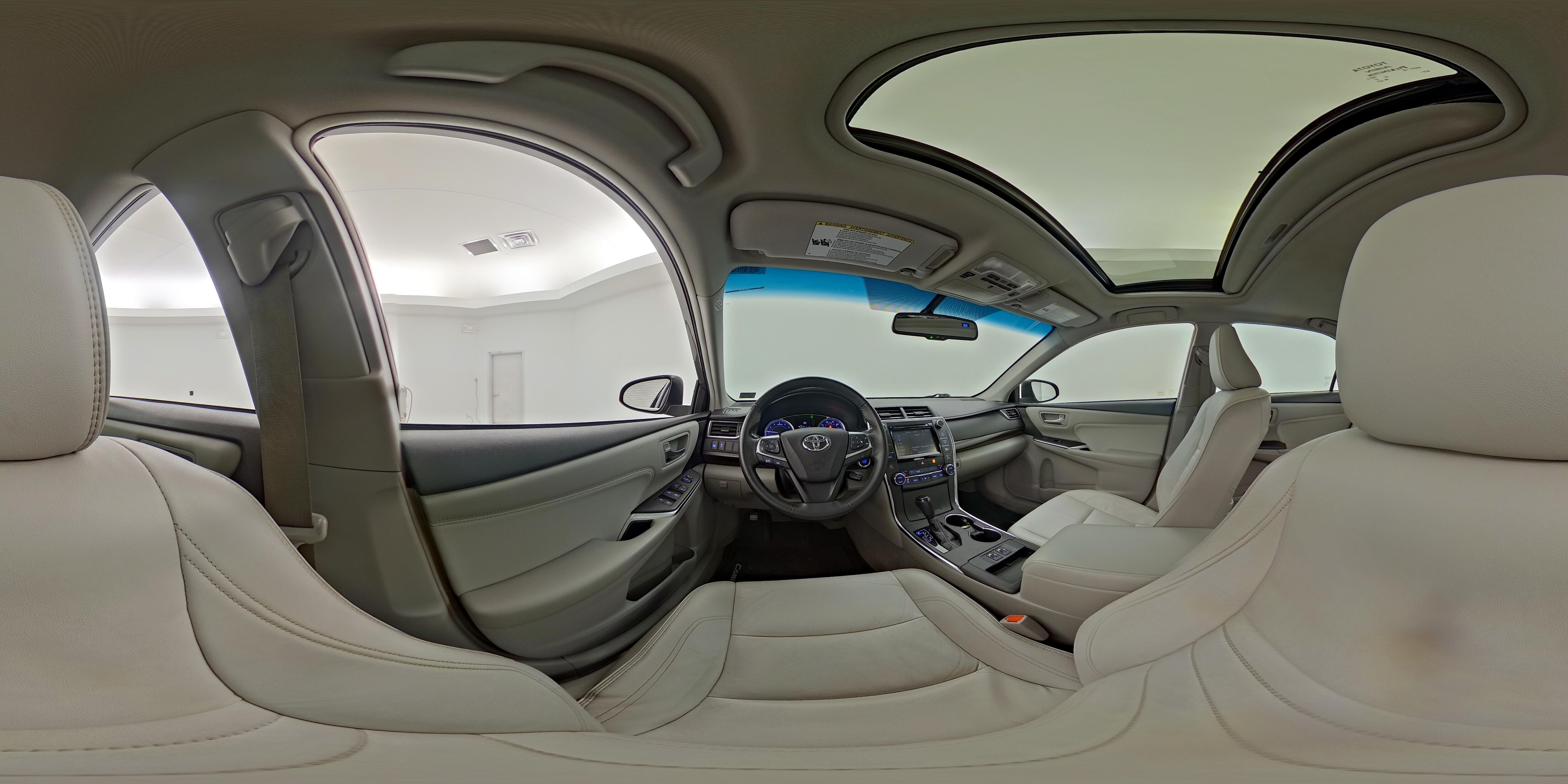 2017 Toyota Camry XLE - Photo 27