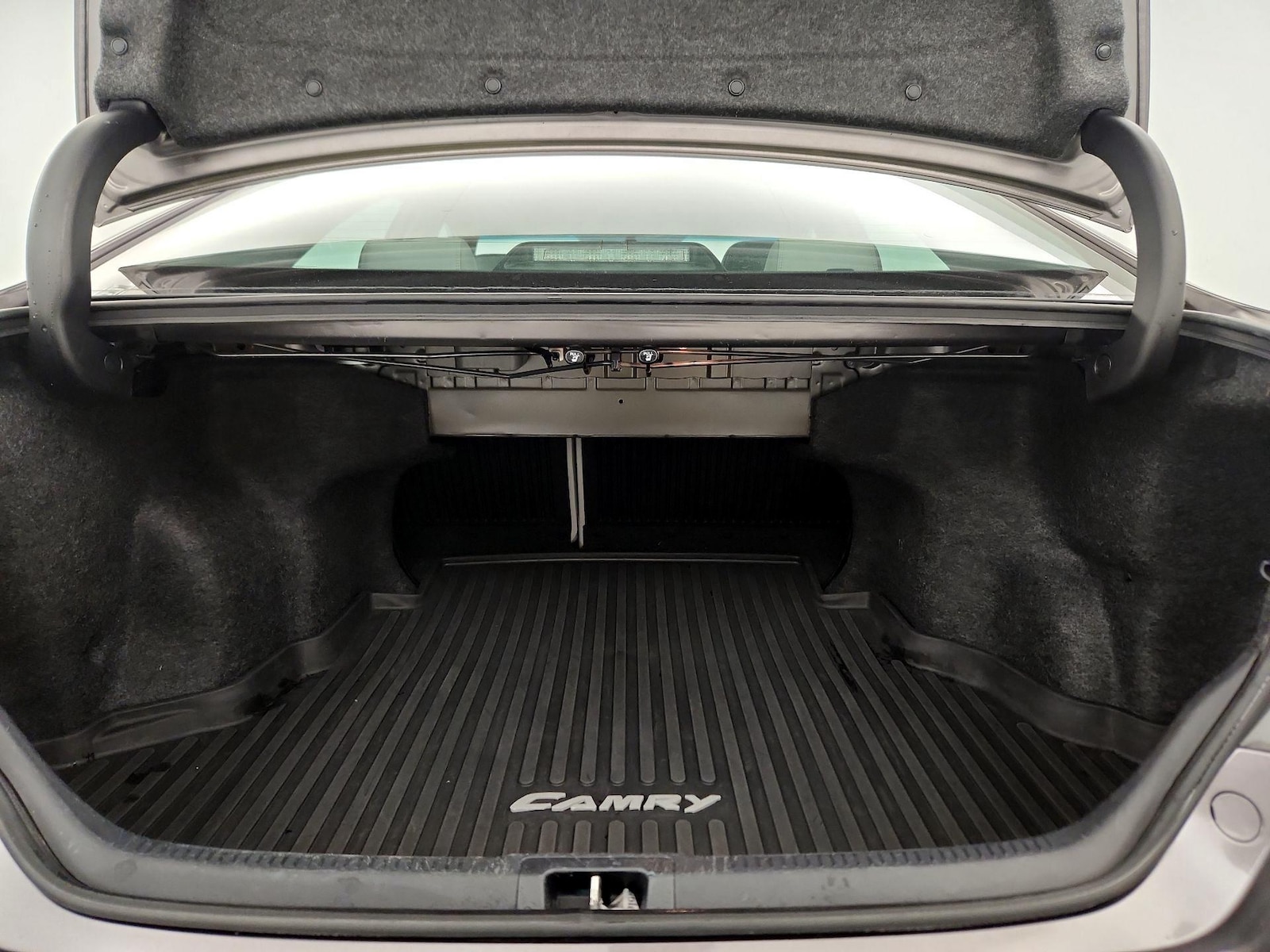2017 Toyota Camry XLE - Photo 22