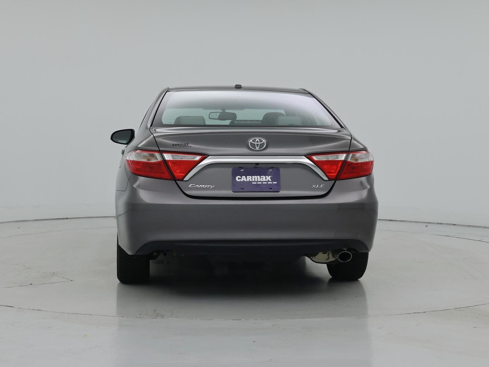 2017 Toyota Camry XLE - Photo 7