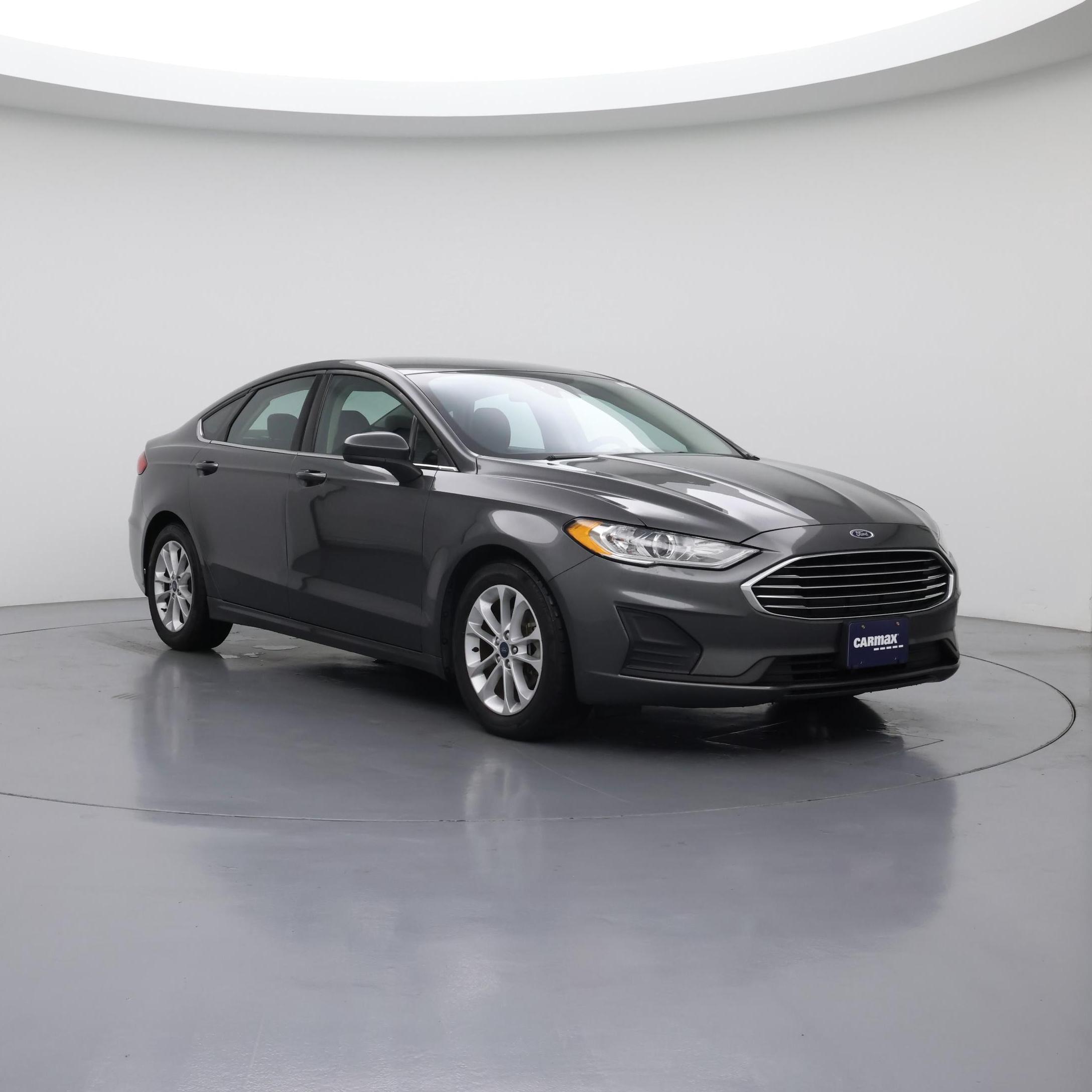 Gray 2019 Ford Fusion Sedan Front-Wheel Drive Automatic