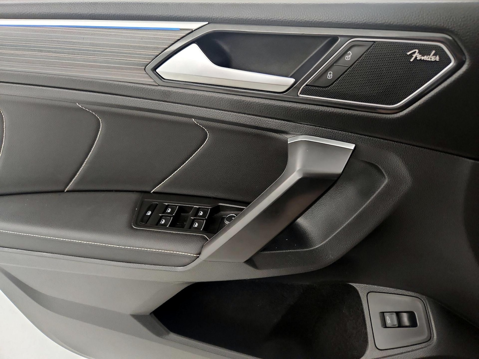 2022 Volkswagen Tiguan SEL R-LINE - Photo 13