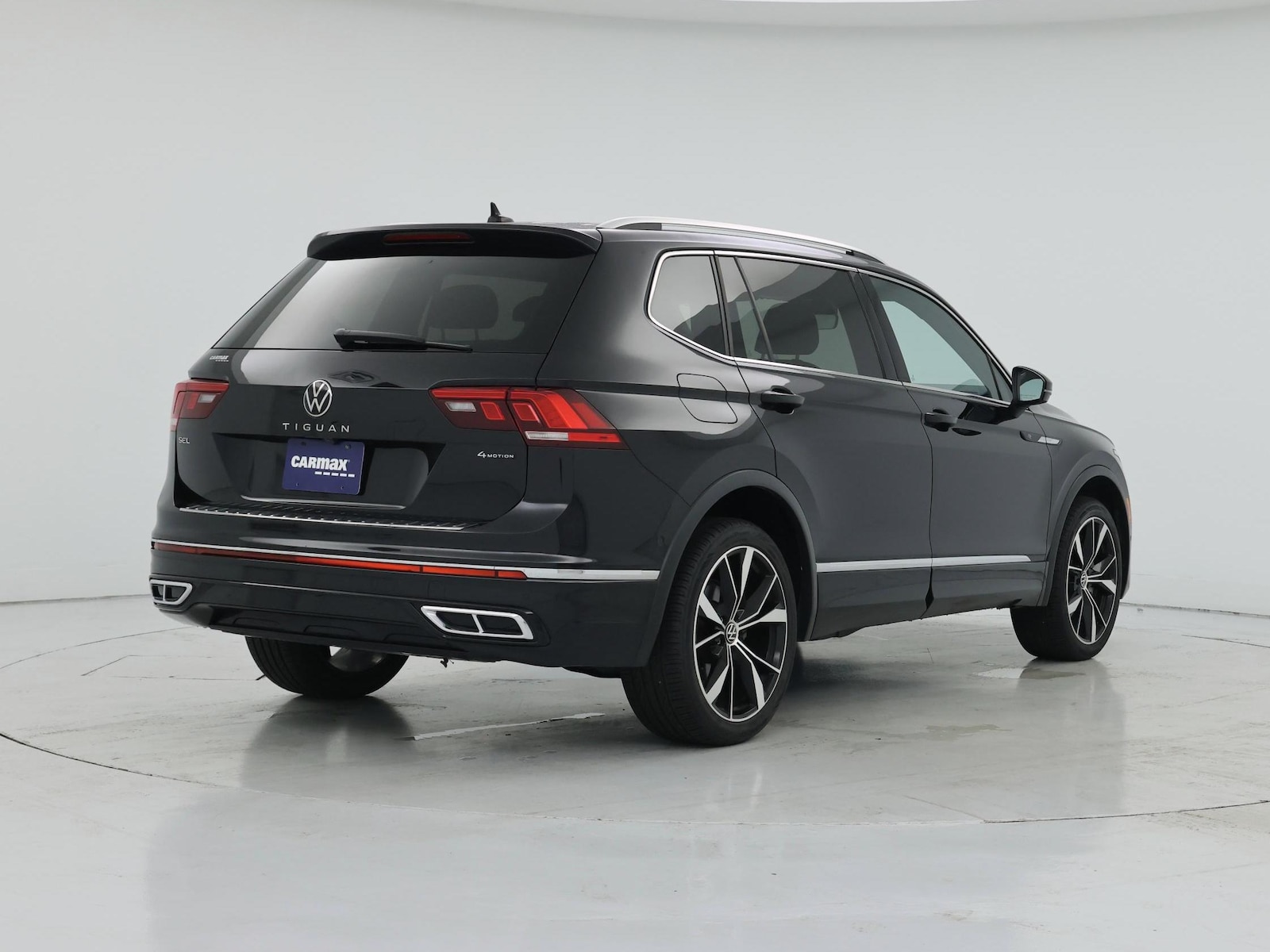 2022 Volkswagen Tiguan SEL R-LINE - Photo 9