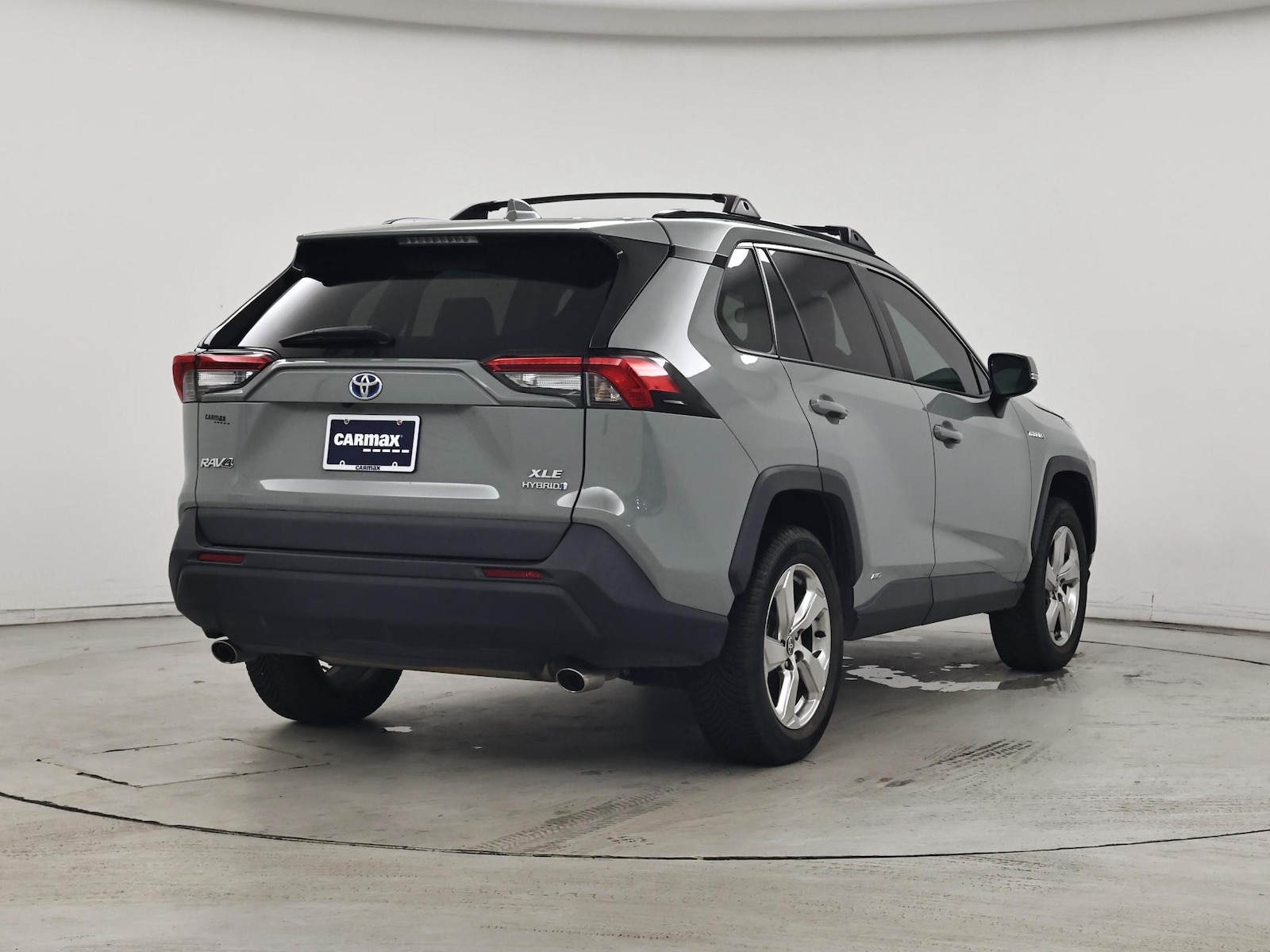 2021 Toyota RAV4 XLE Premium - Photo 9