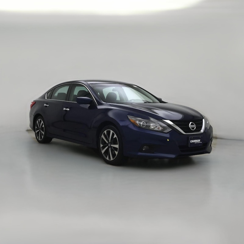 2016 Nissan Altima SR