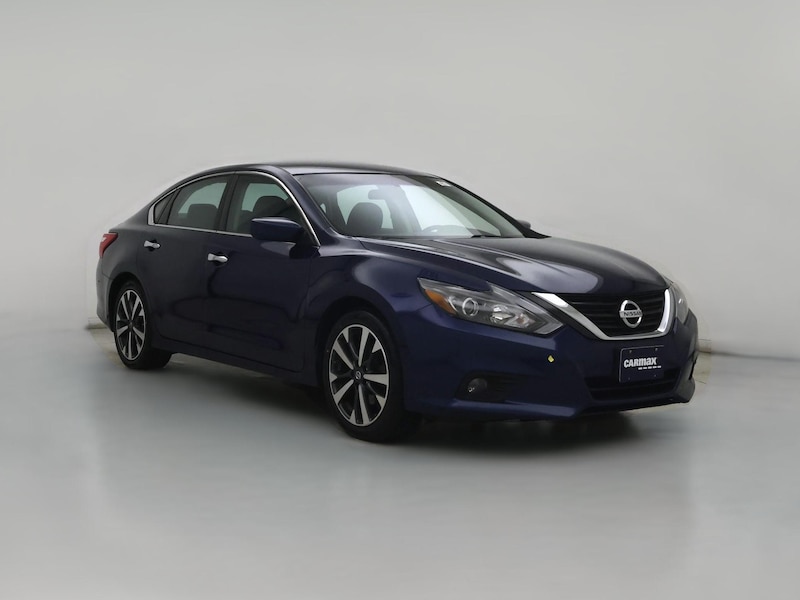2016 Nissan Altima SR