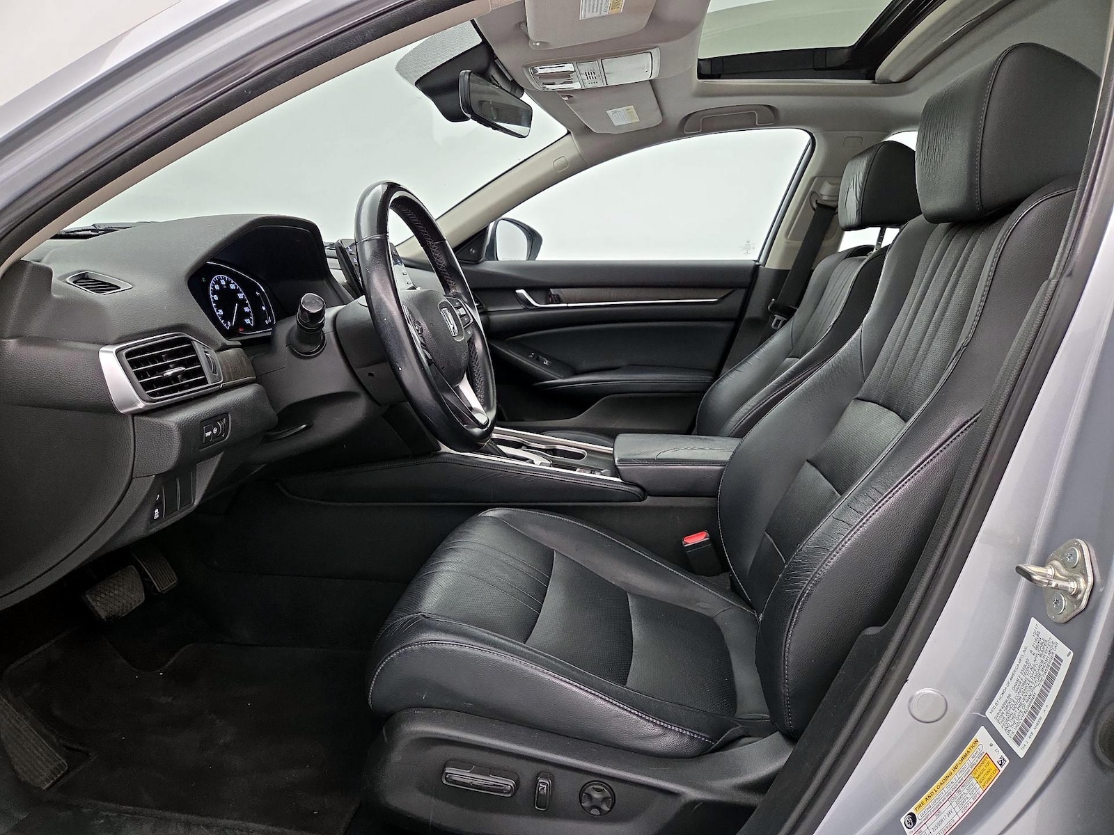 2018 Honda Accord EX-L - Photo 12