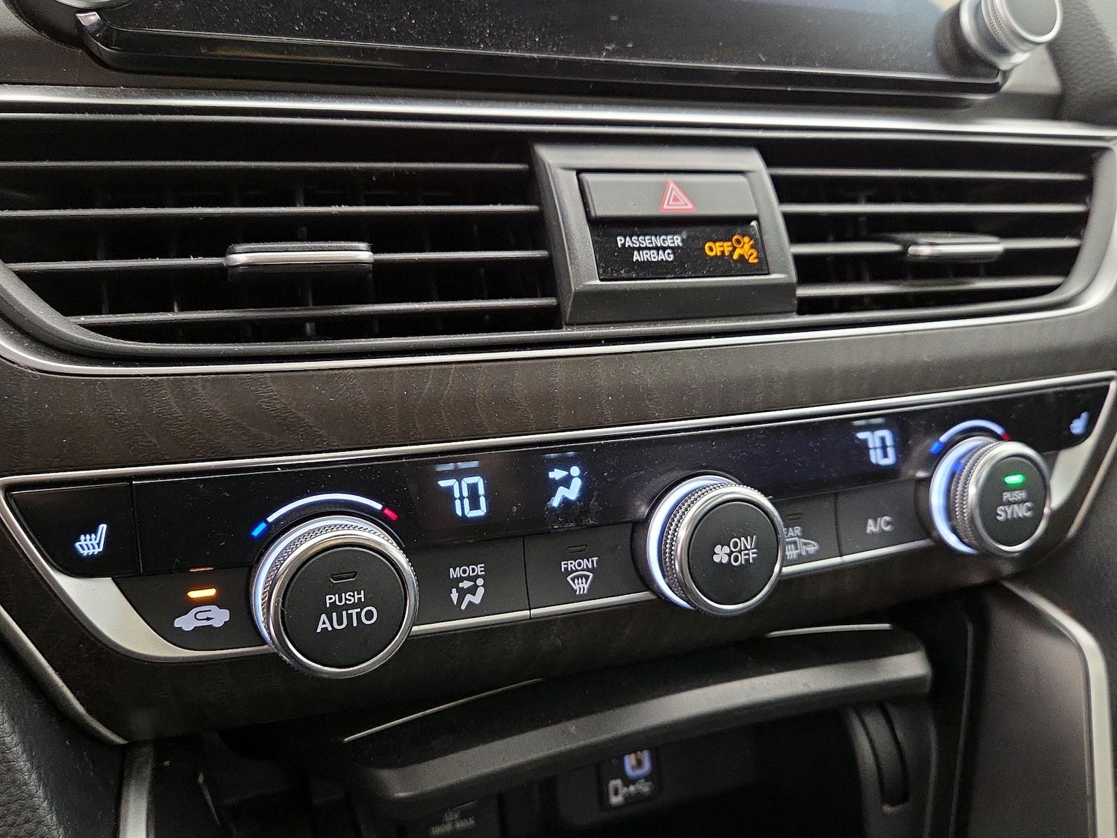 2018 Honda Accord EX-L - Photo 18