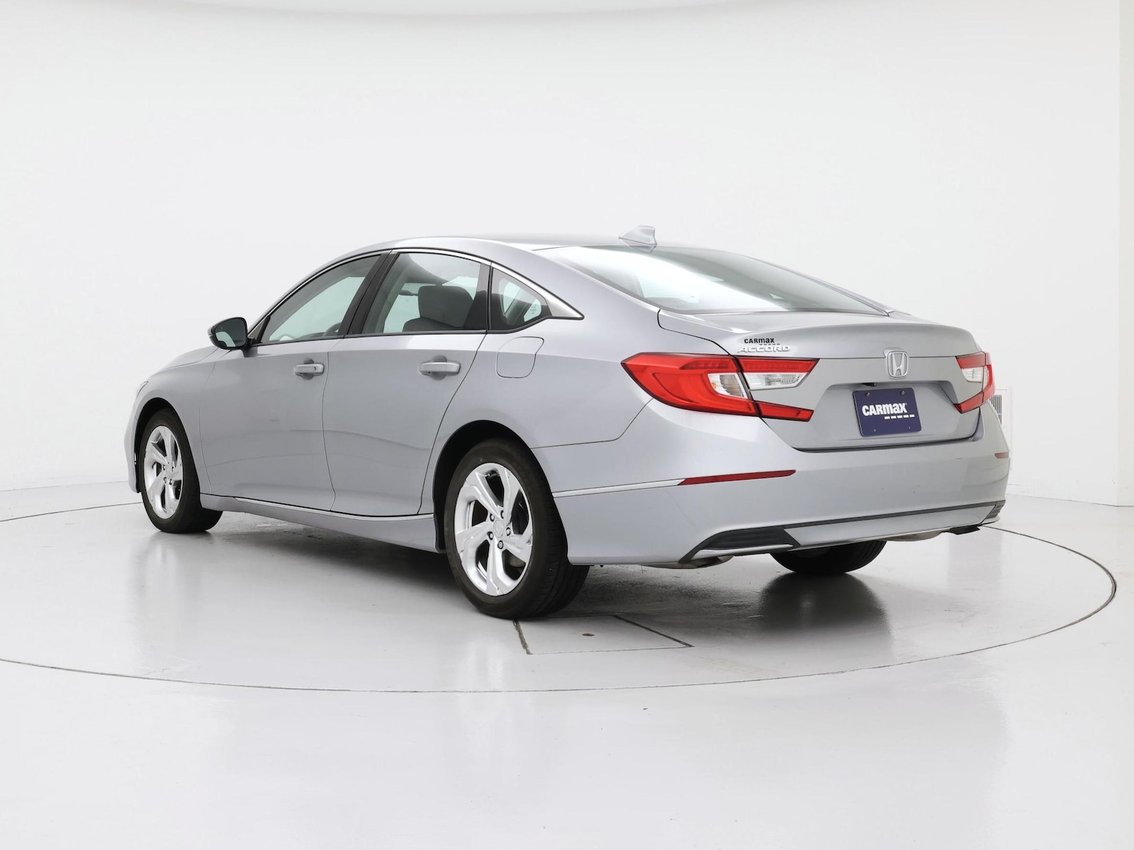 2018 Honda Accord EX-L - Photo 3
