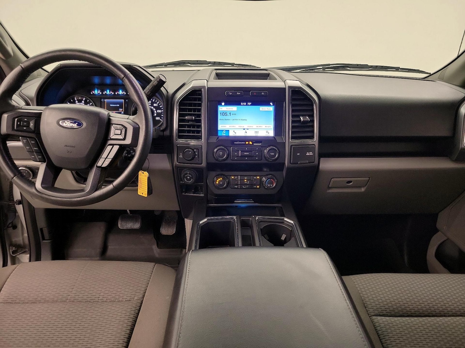 Apple CarPlay® & Android Auto™