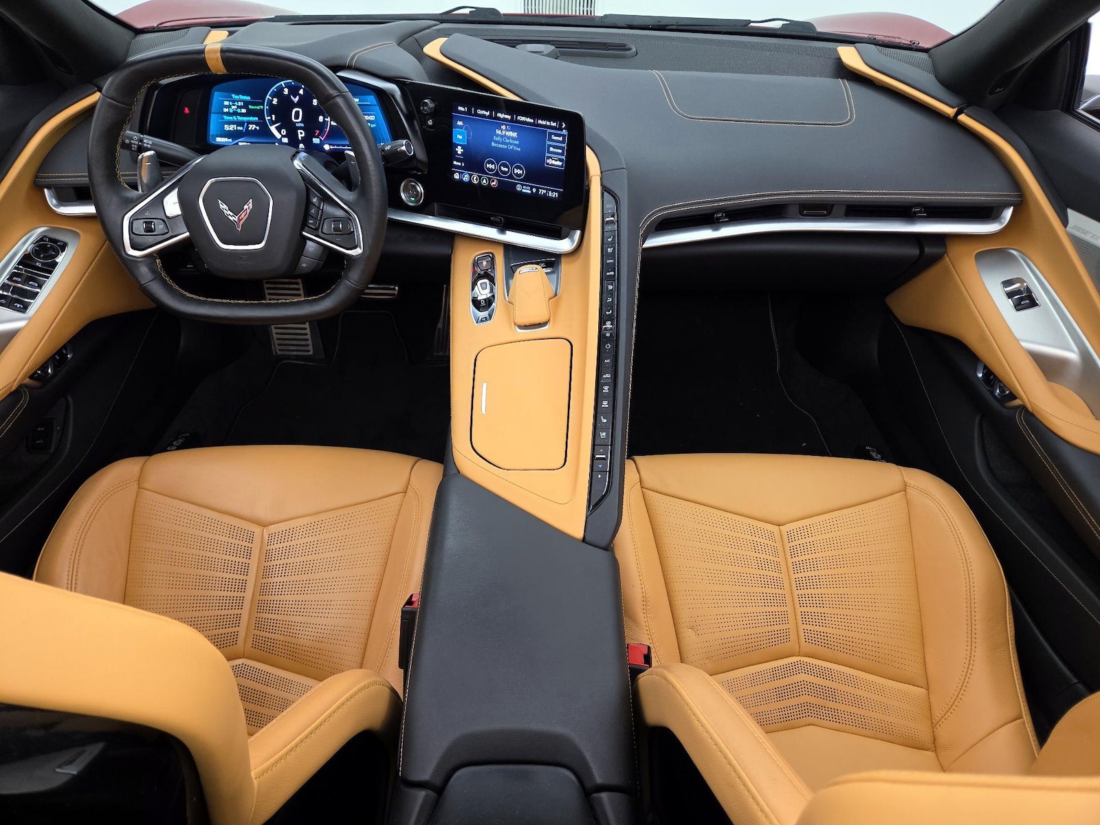 Apple CarPlay® & Android Auto™