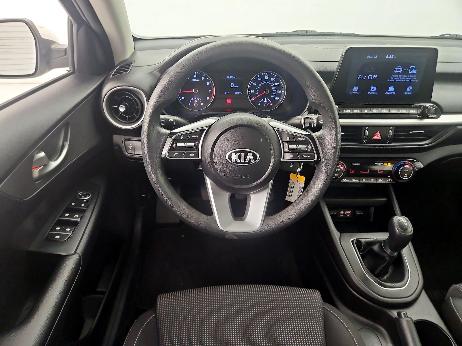 2019 Kia FORTE FE - Photo 11