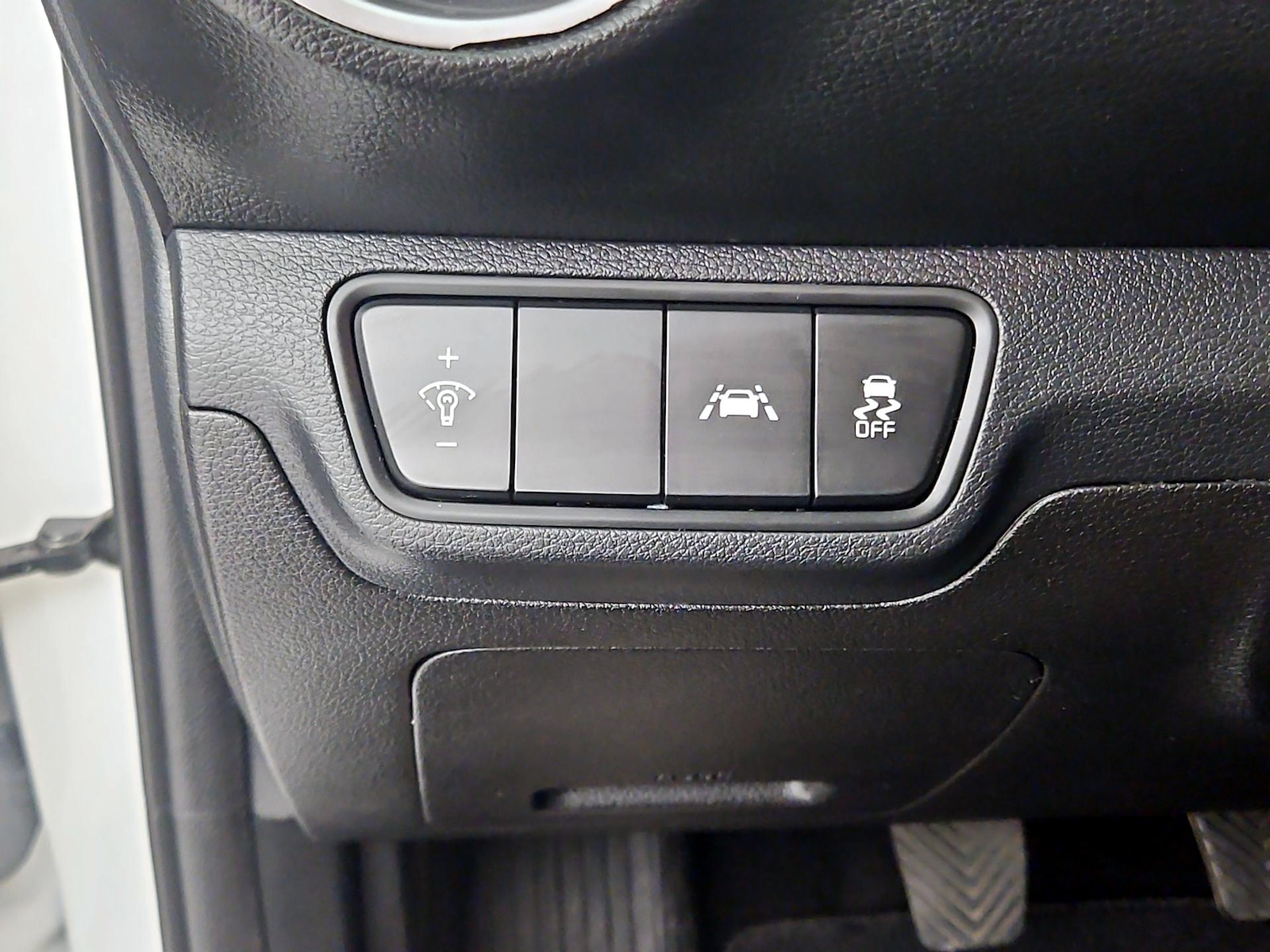 2019 Kia FORTE FE - Photo 14