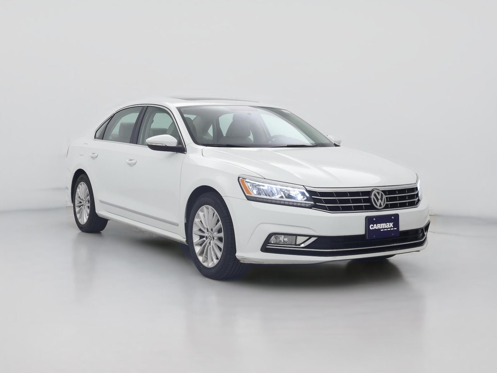 2016 Volkswagen Passat