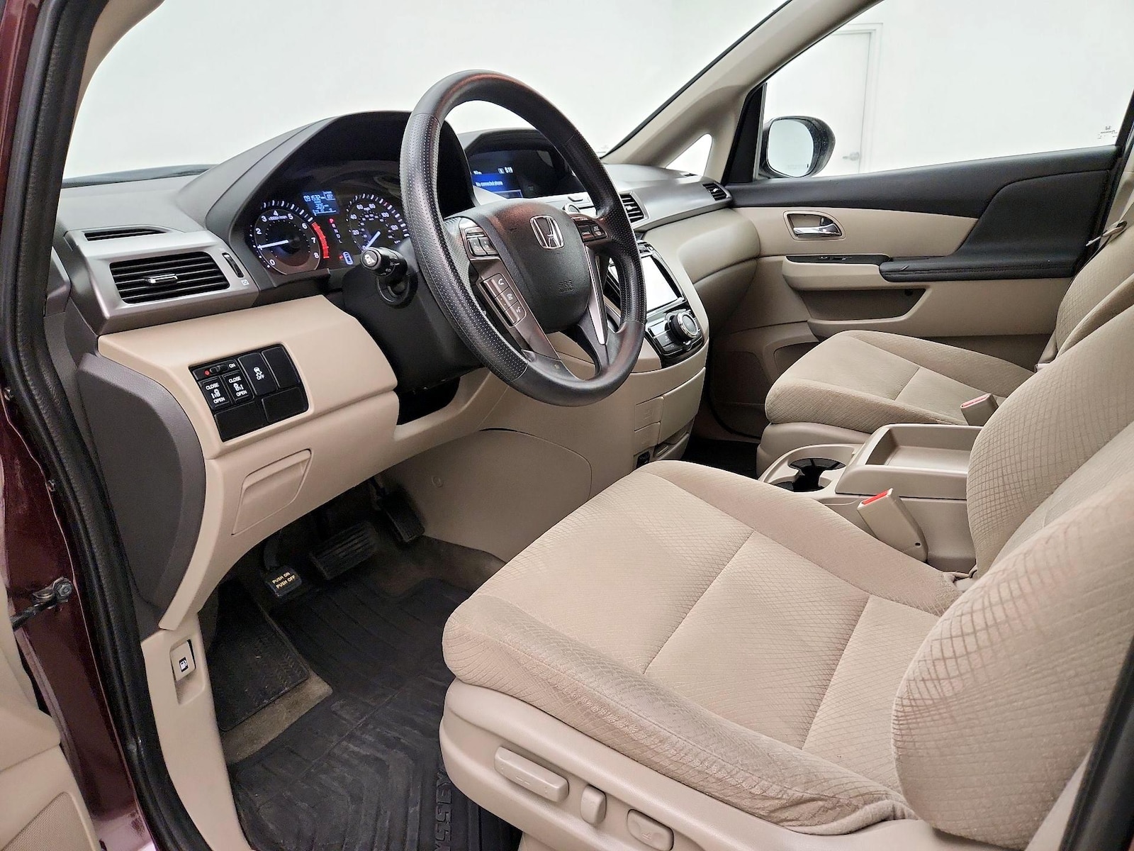 Power Seat(s) & Side Airbags