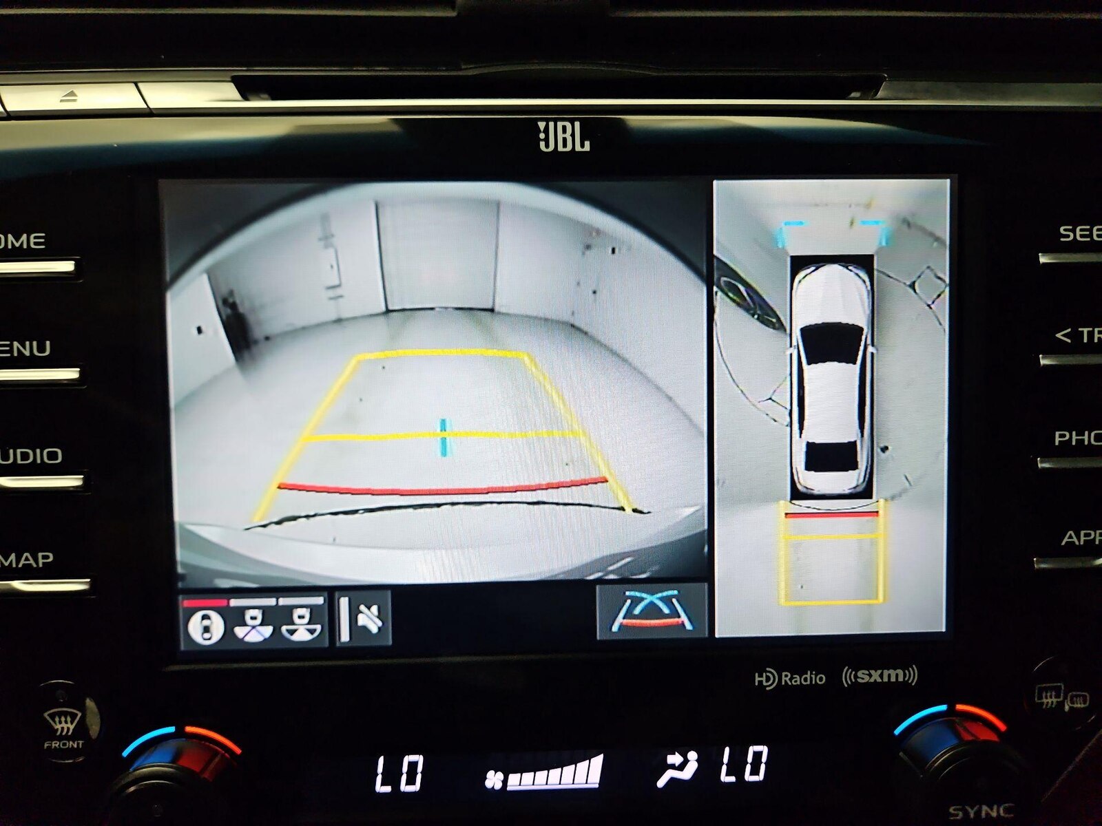 2018 Toyota Camry XSE - Photo 16