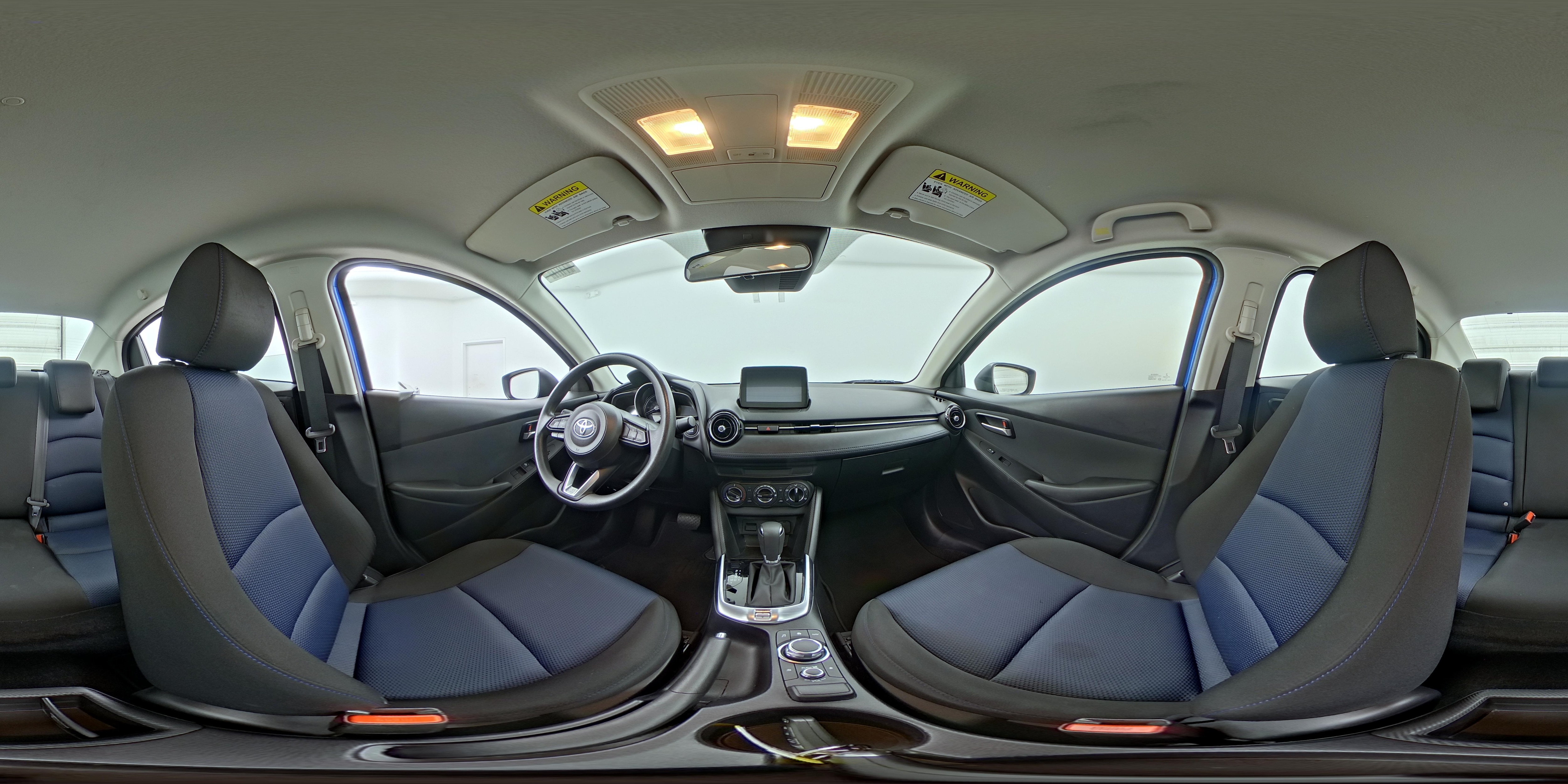 2019 Toyota Yaris LE - Photo 25