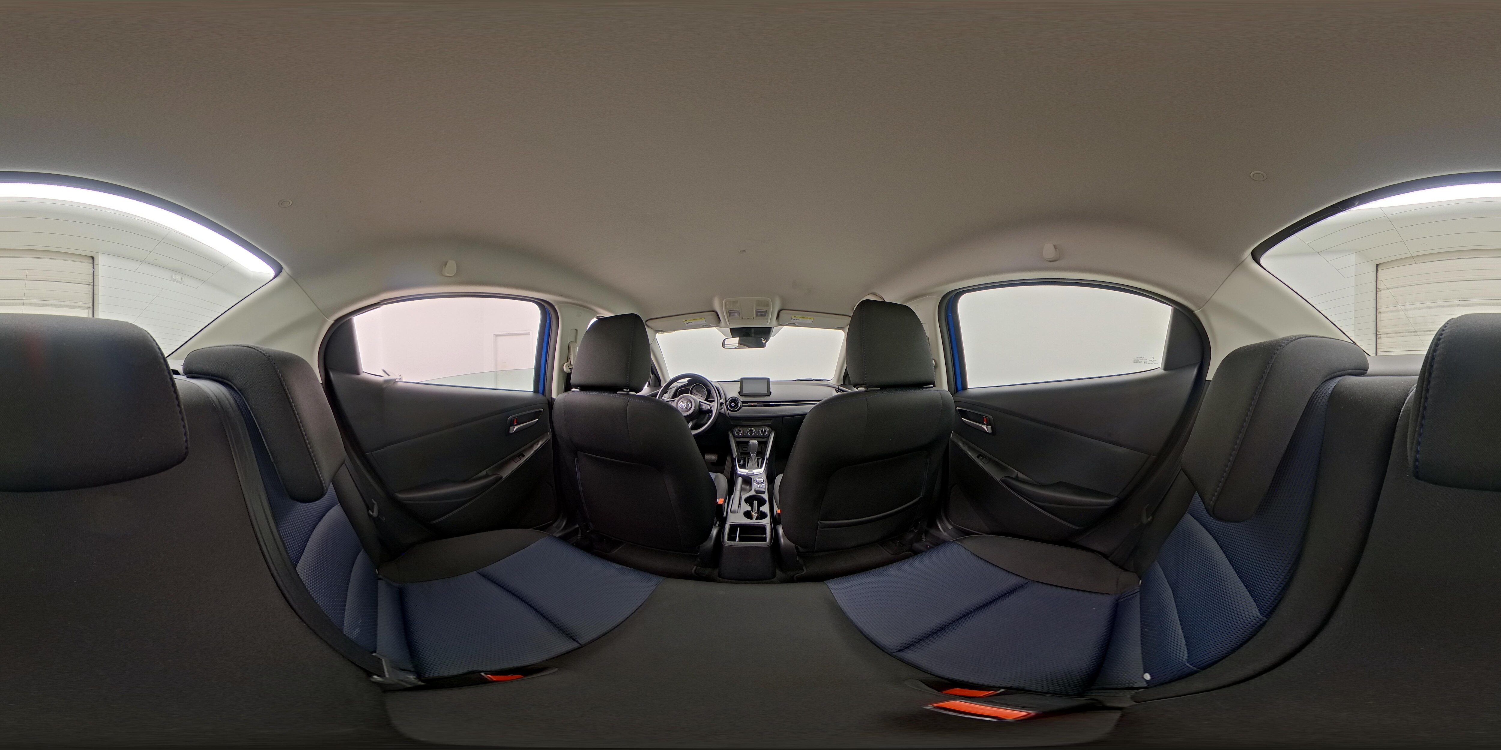 2019 Toyota Yaris LE - Photo 26