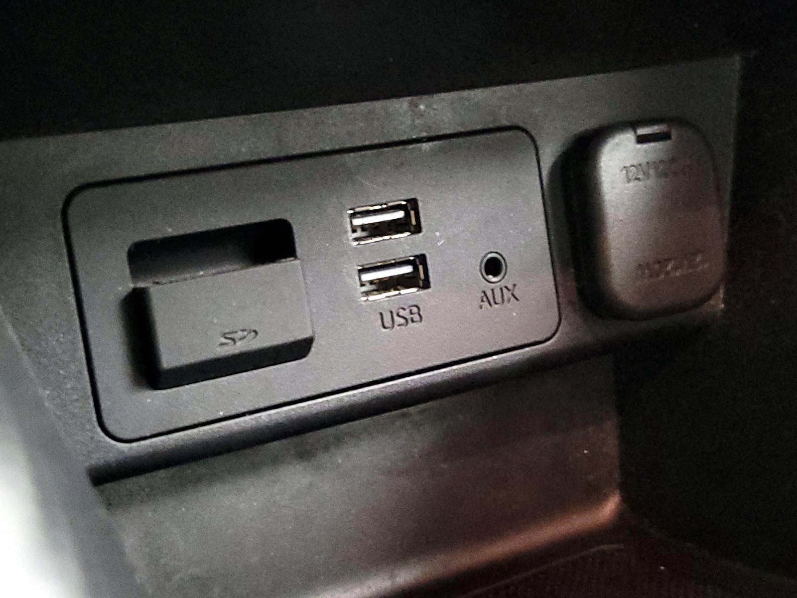 2019 Toyota Yaris LE - Photo 19