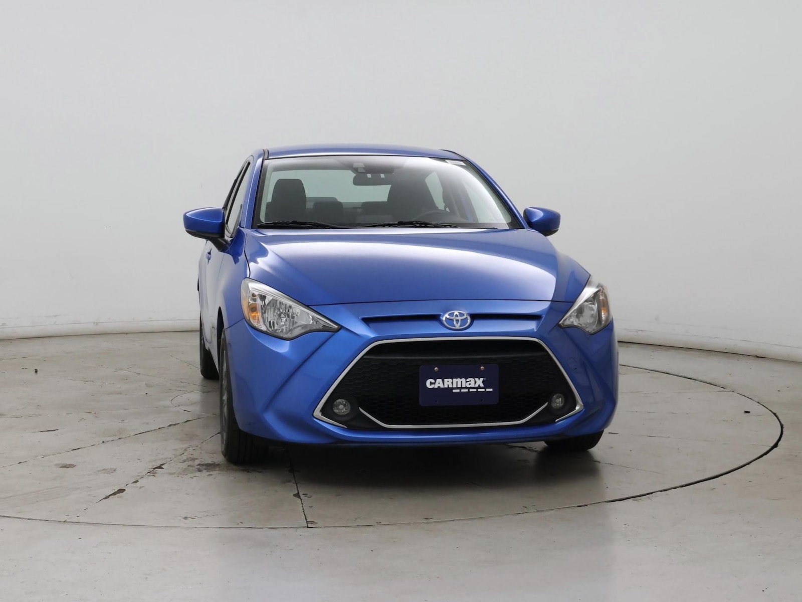 2019 Toyota Yaris LE - Photo 6
