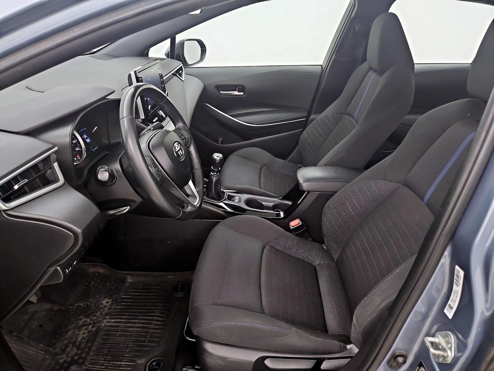 2020 Toyota Corolla SE - Photo 12