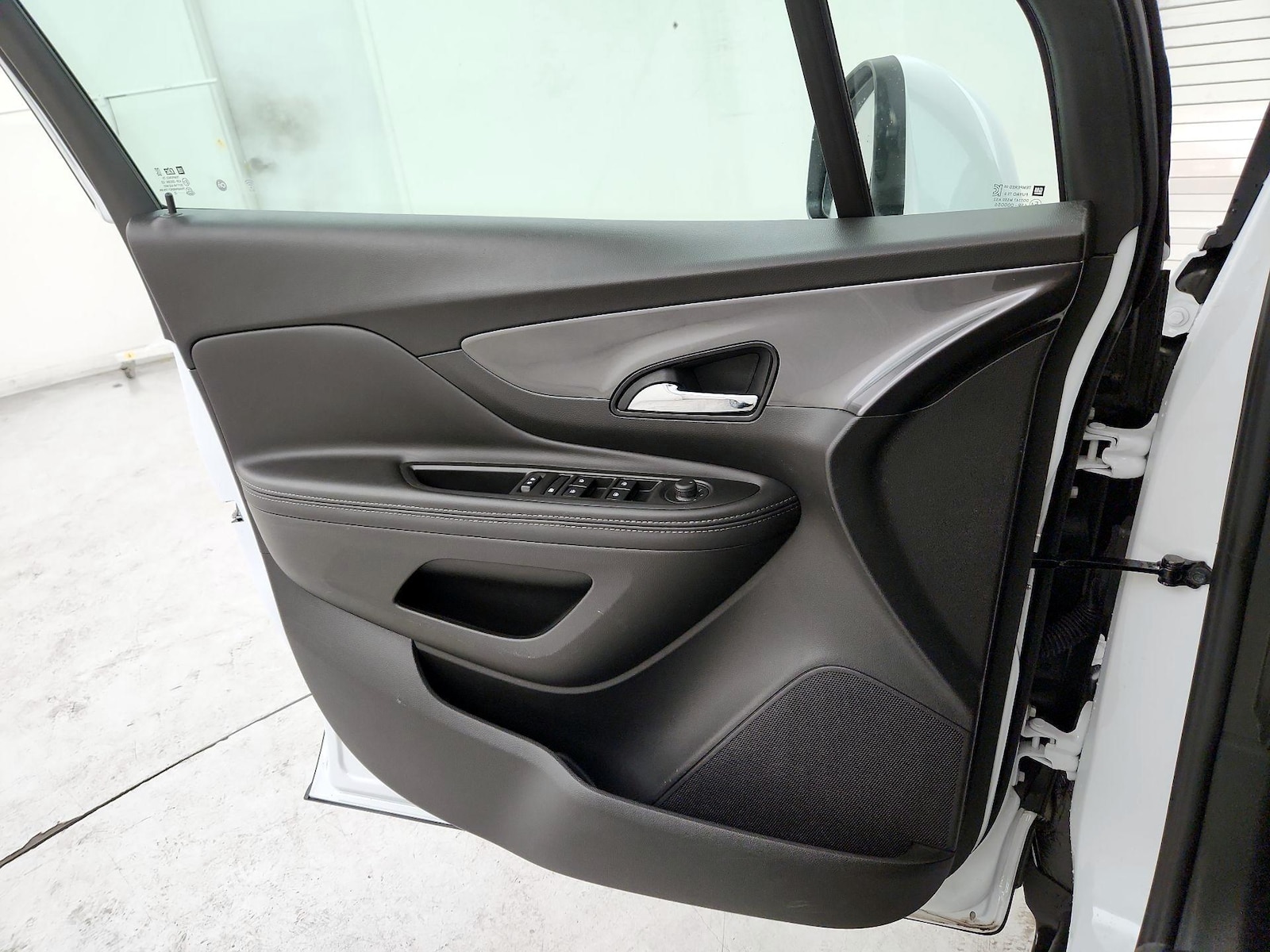 2022 Buick Encore Preferred - Photo 13
