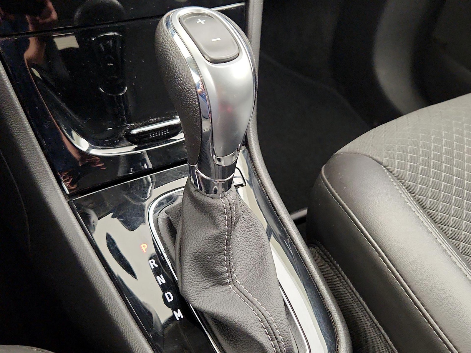 2022 Buick Encore Preferred - Photo 18