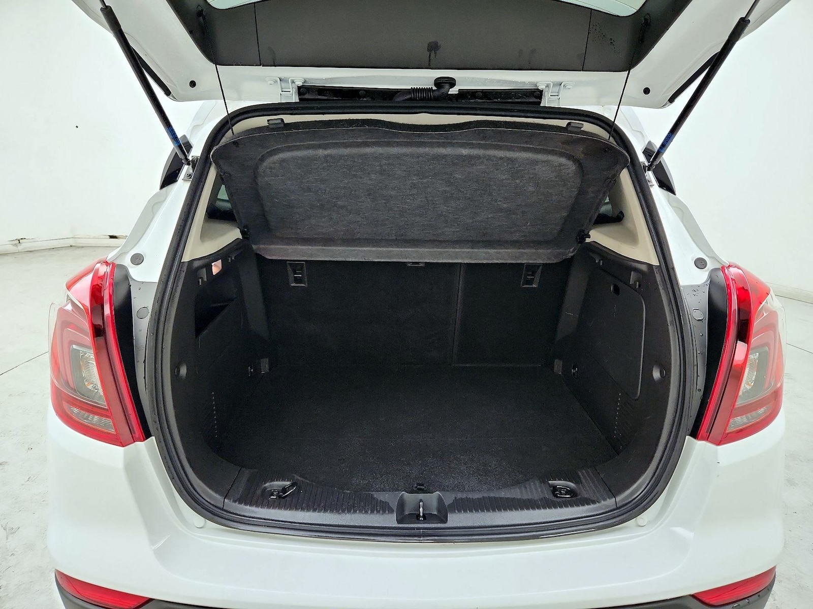 2022 Buick Encore Preferred - Photo 21