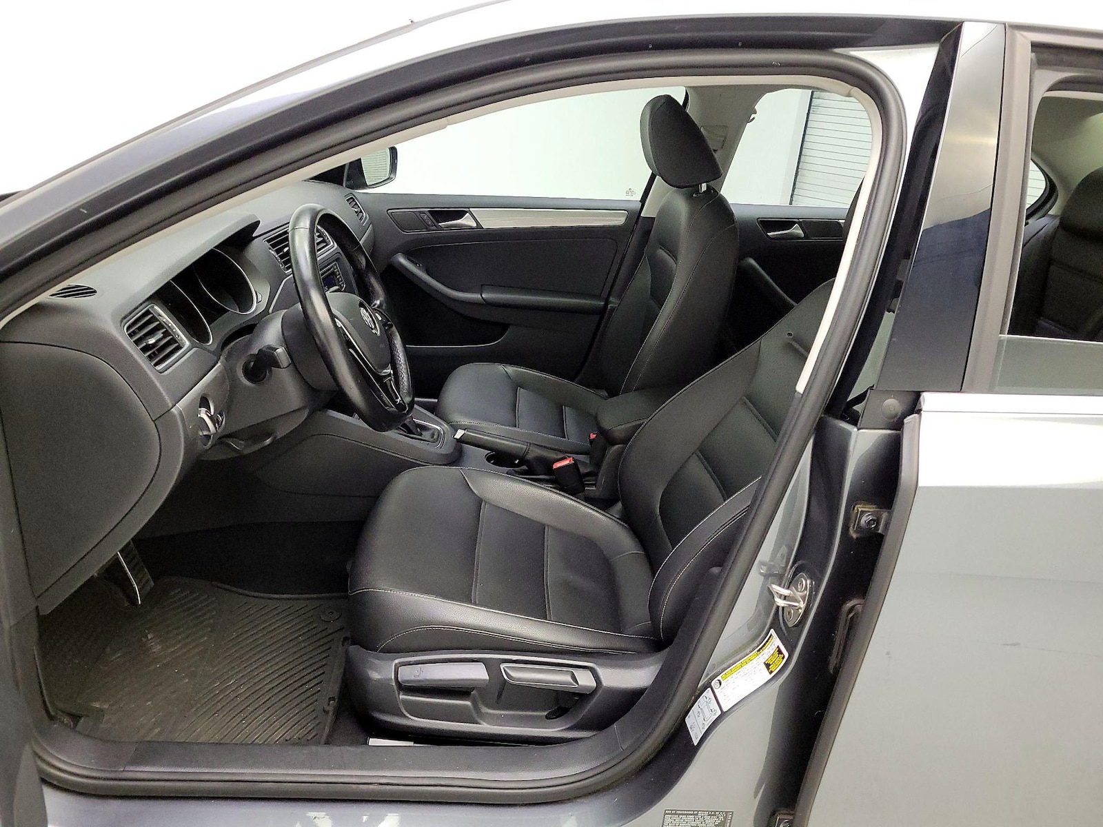2018 Volkswagen Jetta SE - Photo 12