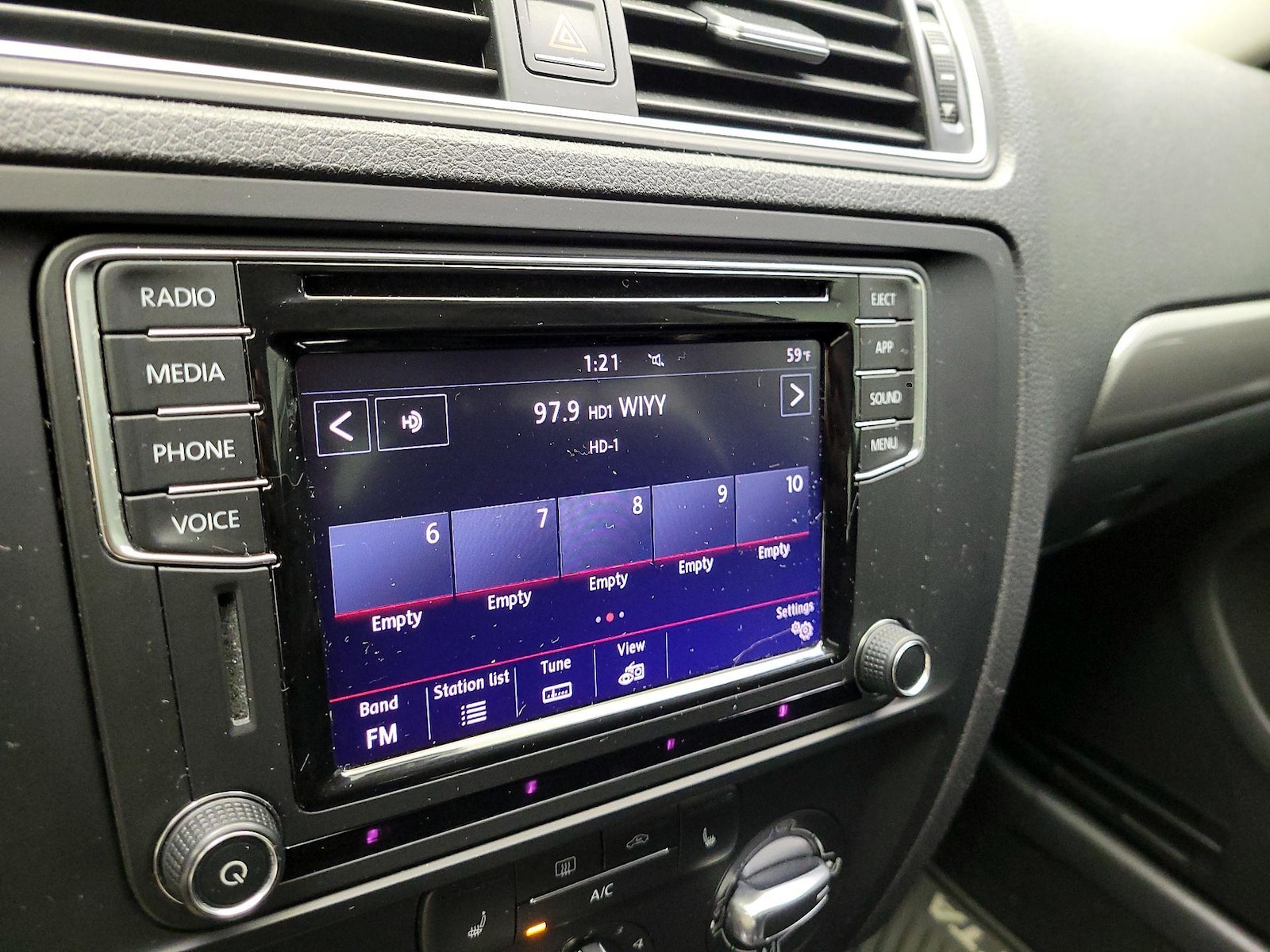 2018 Volkswagen Jetta SE - Photo 15