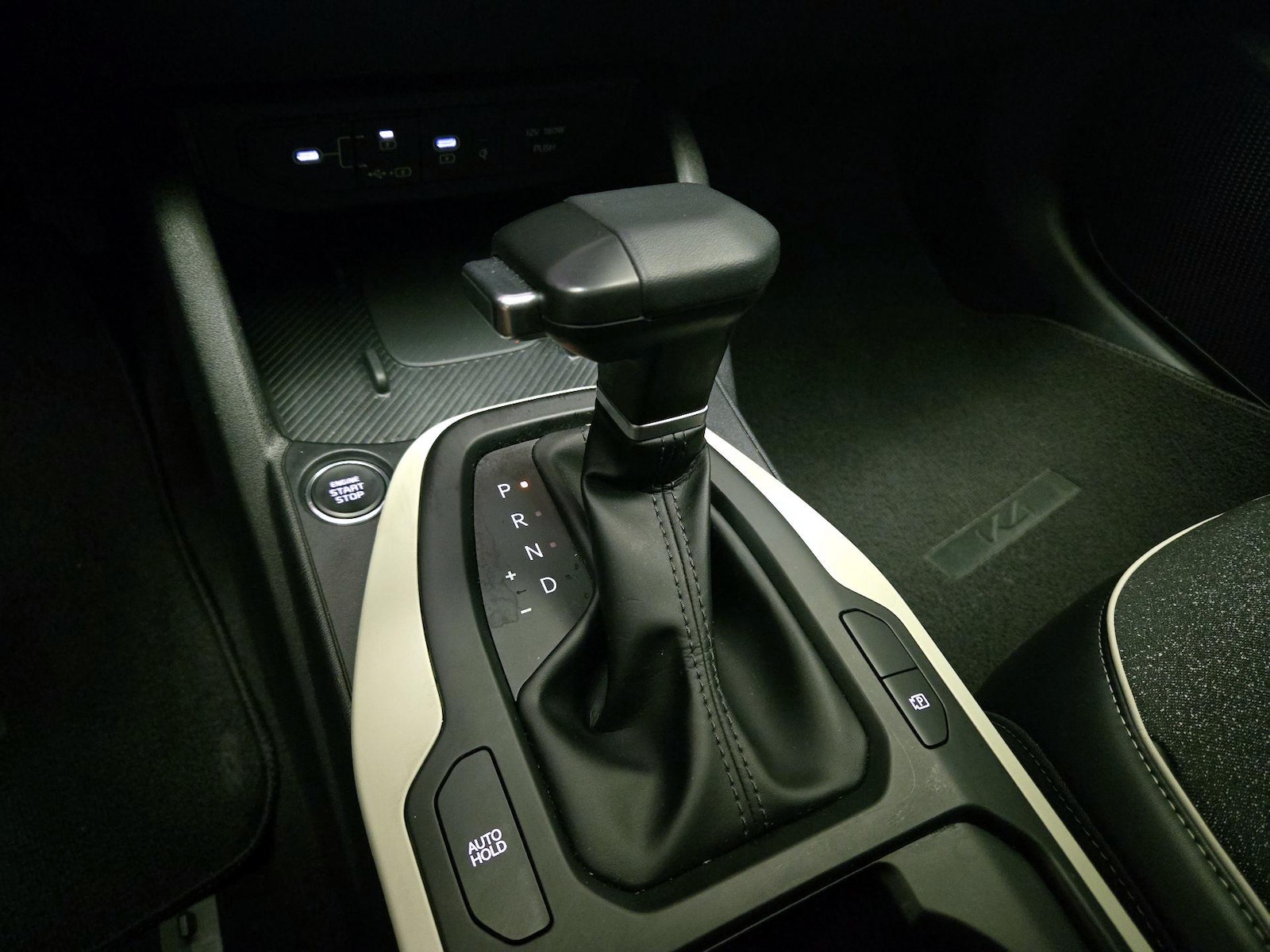 2025 Kia K4 GT-Line - Photo 19