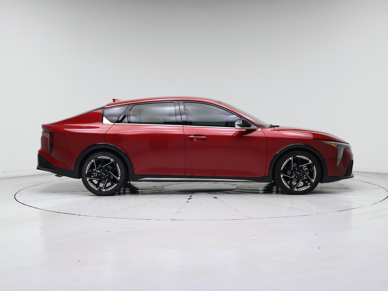 2025 Kia K4 GT-Line - Photo 8