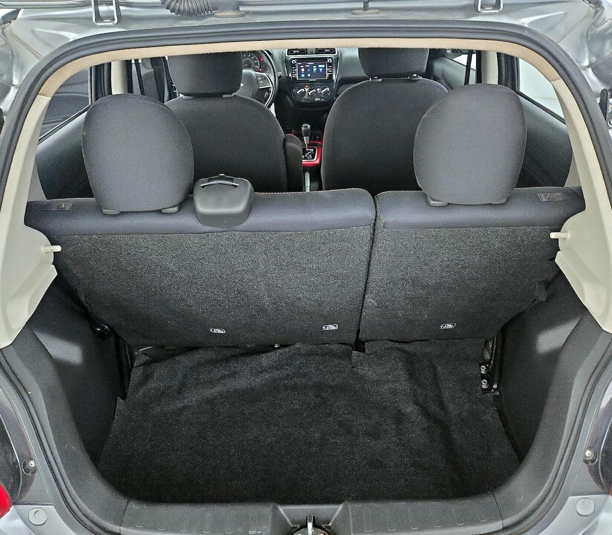 Trunk/Cargo (Seats Up)