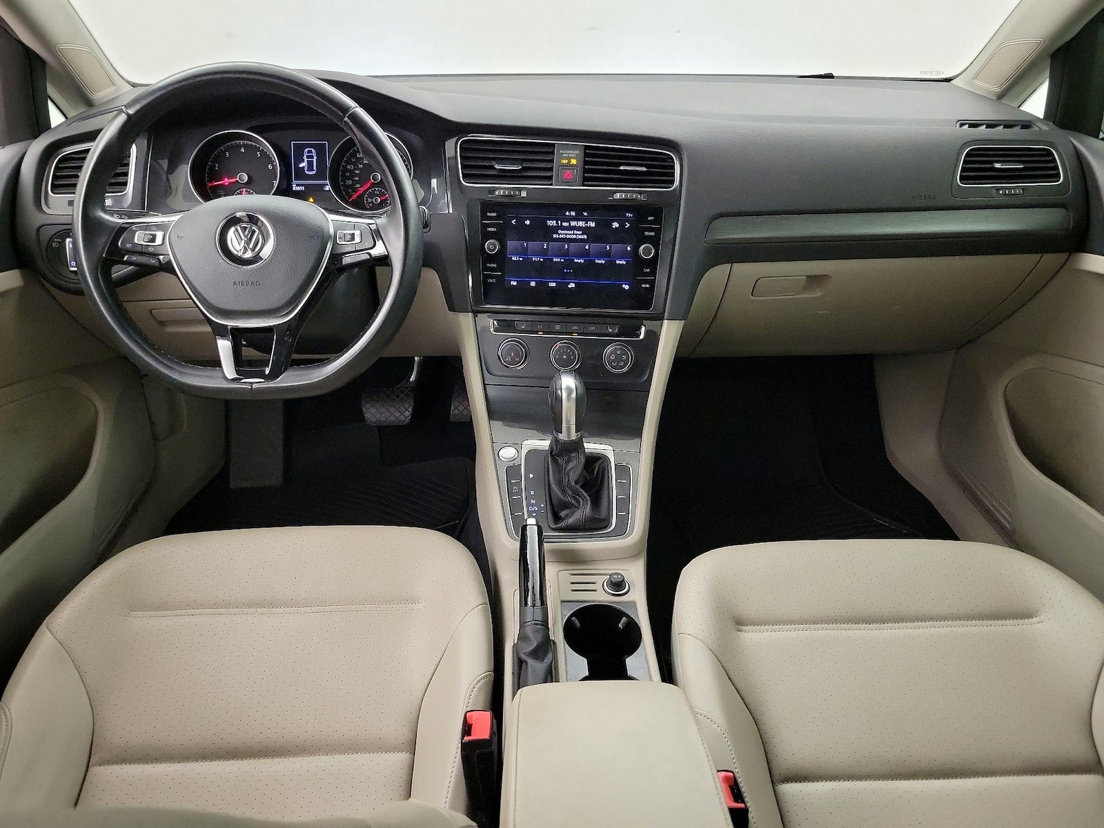 2019 Volkswagen Golf SE - Photo 10