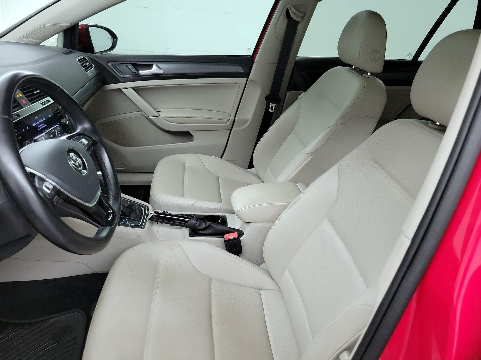 2019 Volkswagen Golf SE - Photo 12
